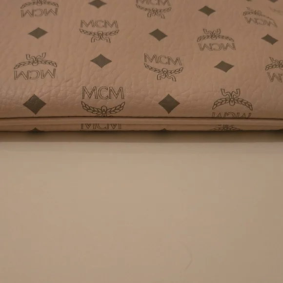 MCM Pink Monogram Shoulder Bag - Picture 4 of 4